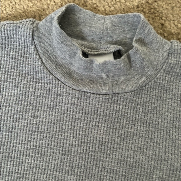 TNA cropped grey long sleeve - Picture 9 of 14